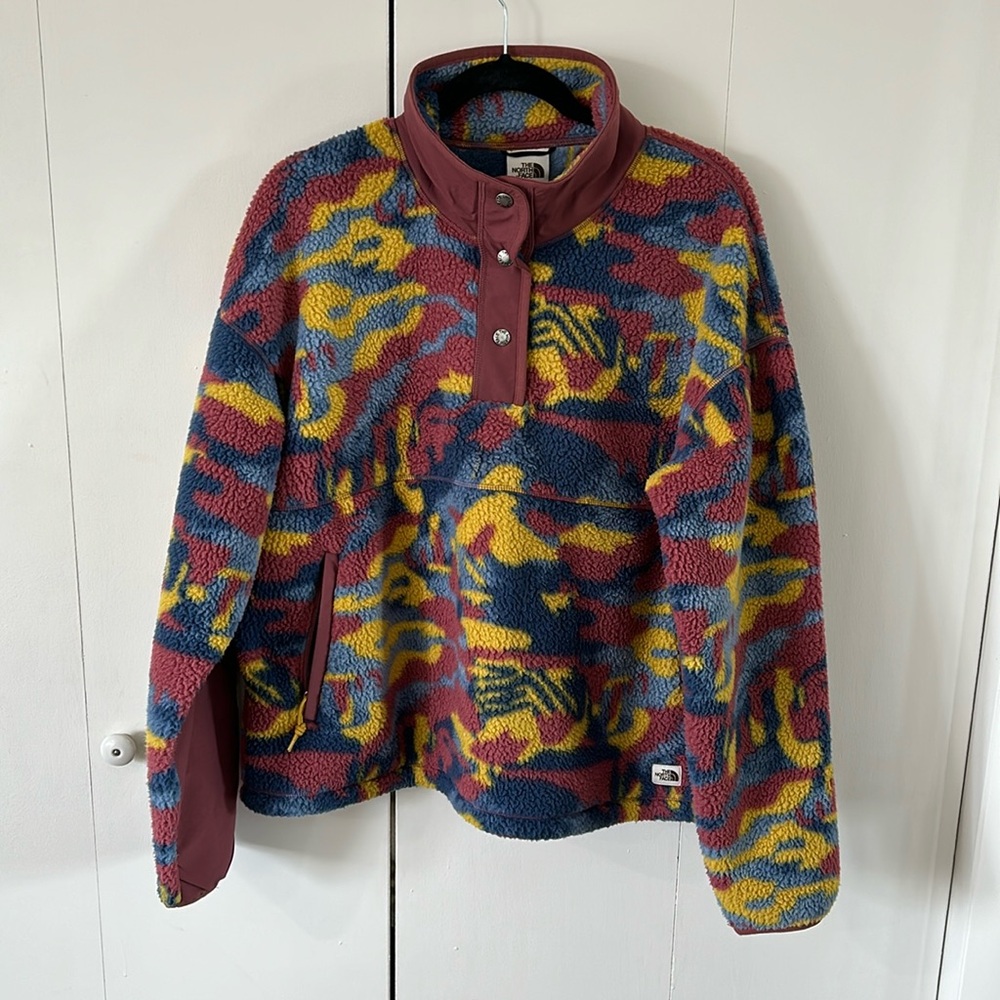 THE NORTH FACE PULLOVER